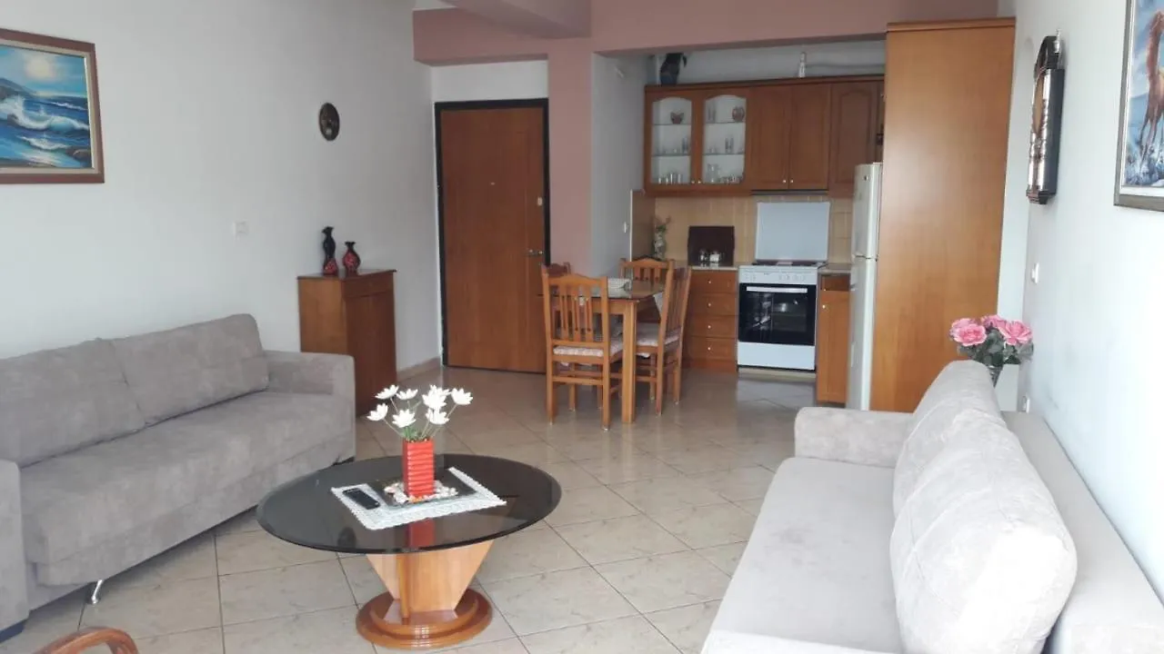 סרנדה Ari'S Apartment
